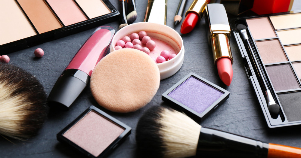 i106268-cosmetique-beaute-produits-cancer-allergenes